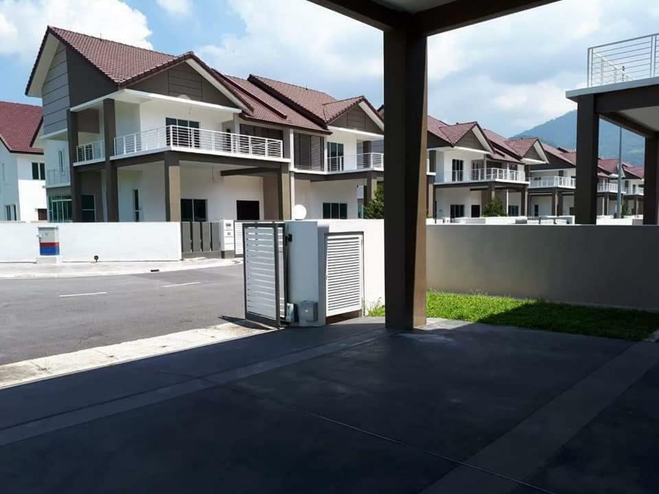 Greenville Homestay Balik Pulau Exterior foto